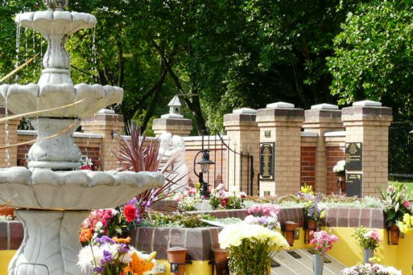 archive_memorial_garden_fountain__large