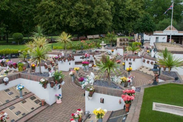 memorial-garden-albins-04